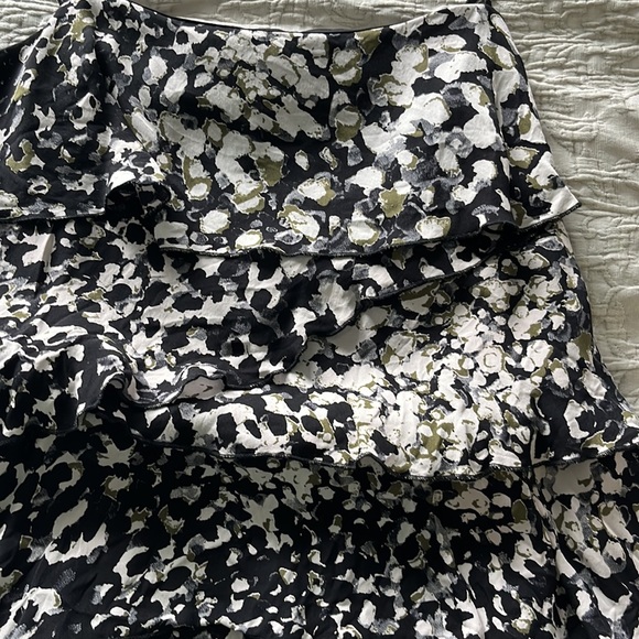 LIKE NEW Rebecca Minkoff layered mini dress size small - Picture 4 of 4